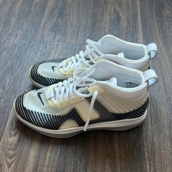 John Elliott x LeBron Icon QS - Picture 3 of 9